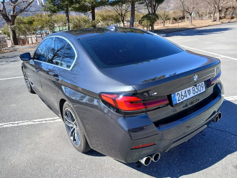 BMW 5-Series