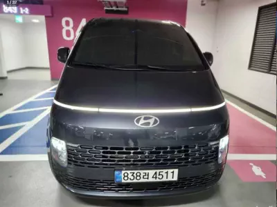 Hyundai Staria