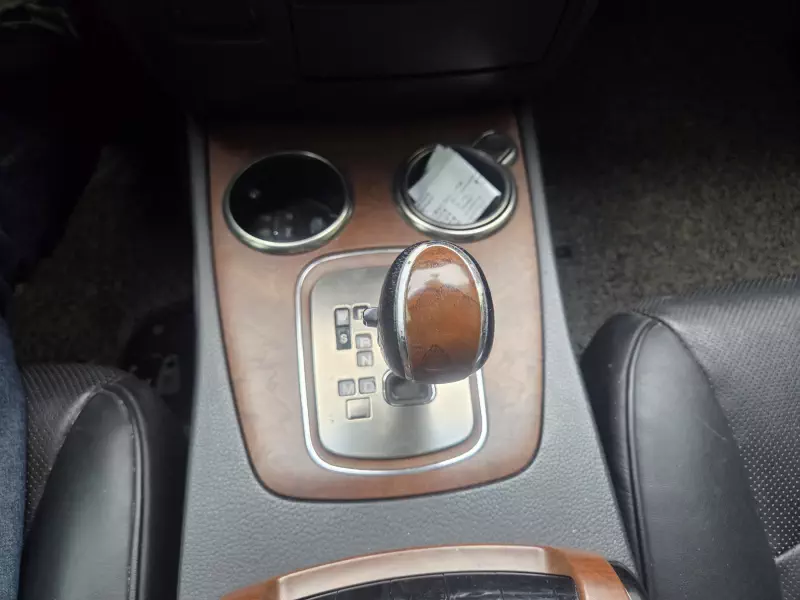 SsangYong Chairman W