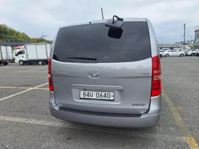 Hyundai Grand Starex