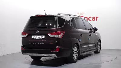 SsangYong Korando Turismo