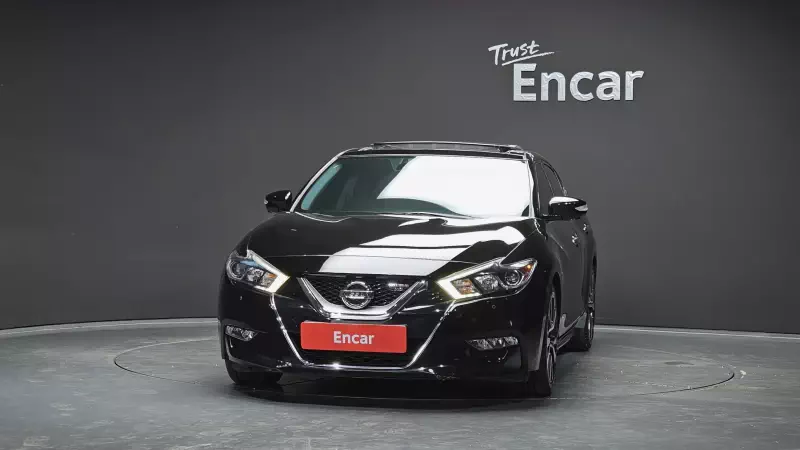 Nissan MAXIMA
