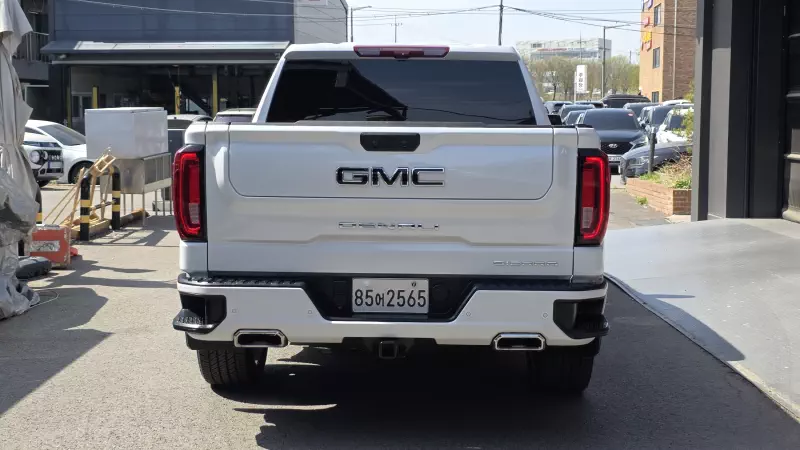 GMC SIERRA