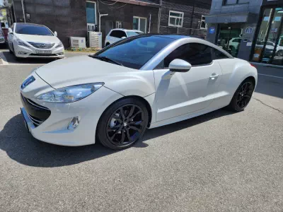 Peugeot RCZ