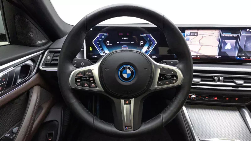 BMW i4
