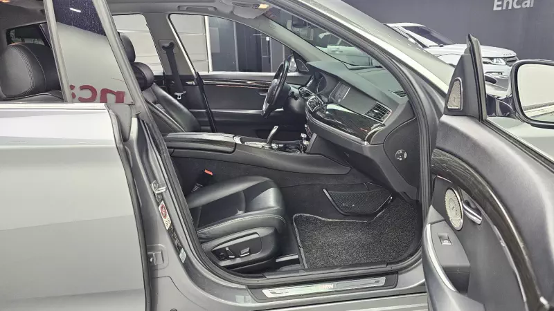 BMW 5-Series Gran Turismo