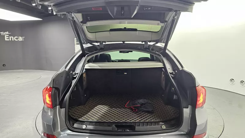 BMW 5-Series Gran Turismo