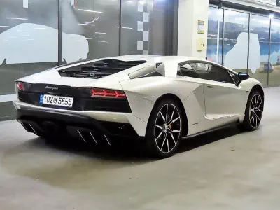 Lamborghini Aventador