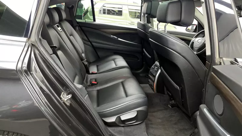 BMW 5-Series Gran Turismo