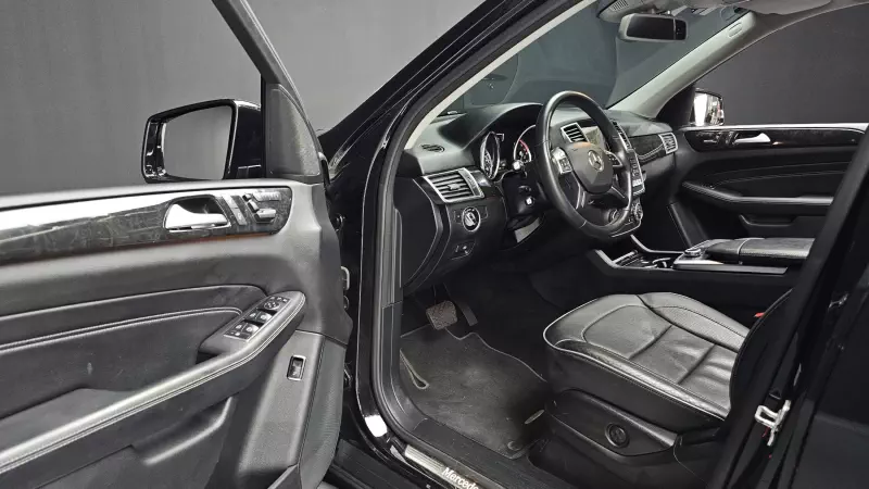 Mercedes-Benz M-class