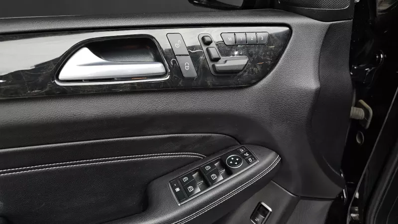 Mercedes-Benz M-class