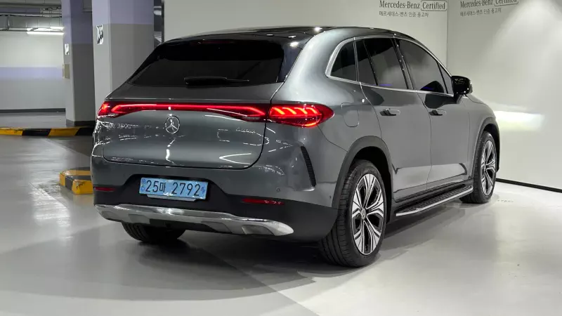 Mercedes-Benz EQE