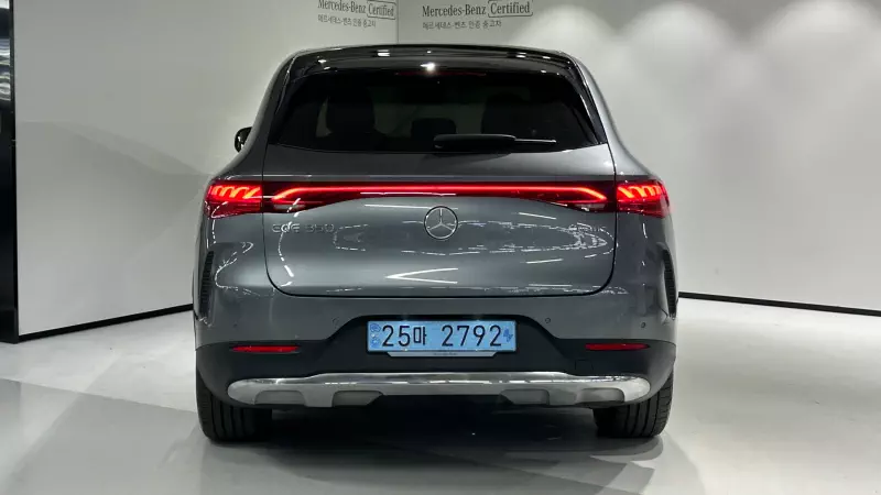 Mercedes-Benz EQE