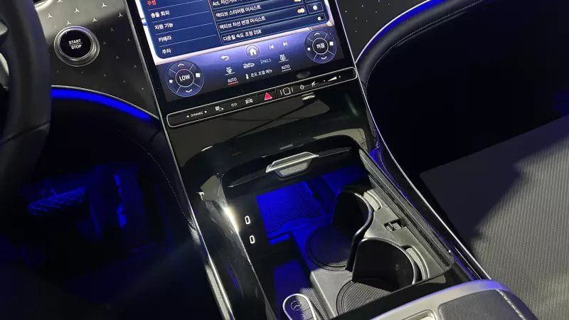 Mercedes-Benz EQE