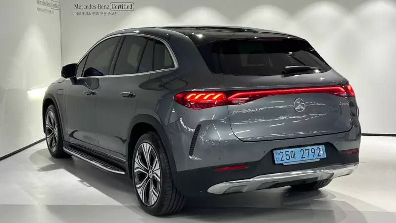 Mercedes-Benz EQE