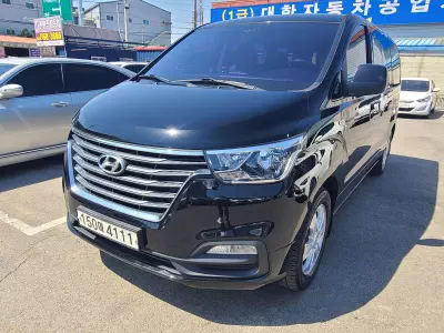 Hyundai Grand Starex