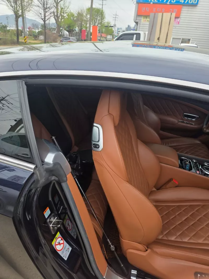 Bentley Continental GT