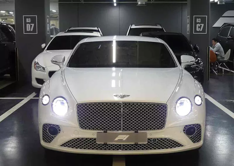 Bentley Continental GT