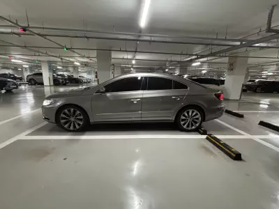 Volkswagen PASSAT CC