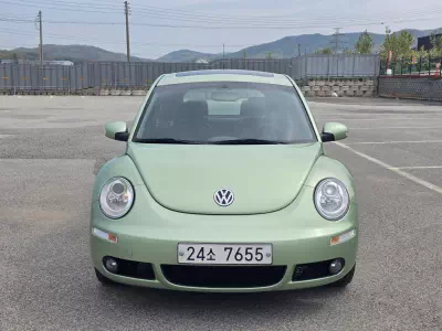 Volkswagen BEETLE