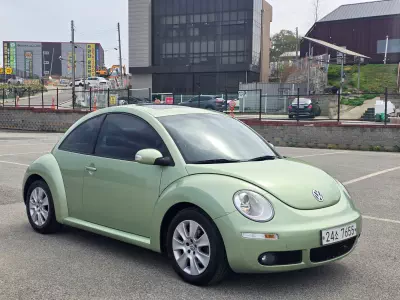 Volkswagen BEETLE