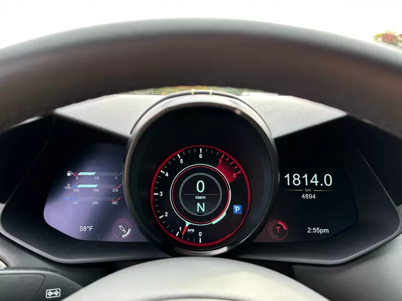 Aston Martin VANTAGE