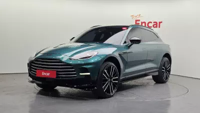 Aston Martin DBX