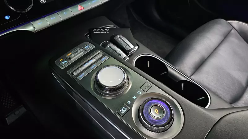 Genesis GV70