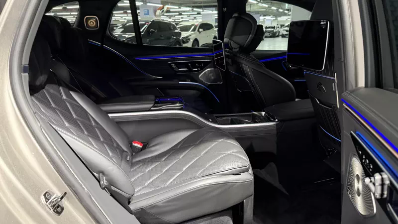 Mercedes-Benz EQS SUV