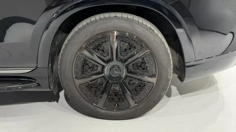 Mercedes-Benz EQS SUV
