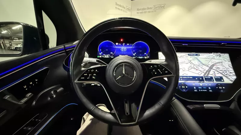 Mercedes-Benz EQS SUV