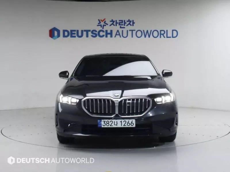 BMW 5-Series