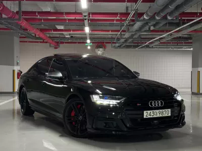 Audi S8