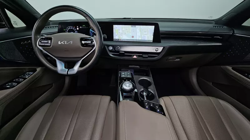 Kia K8
