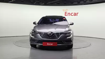 Renault SM6