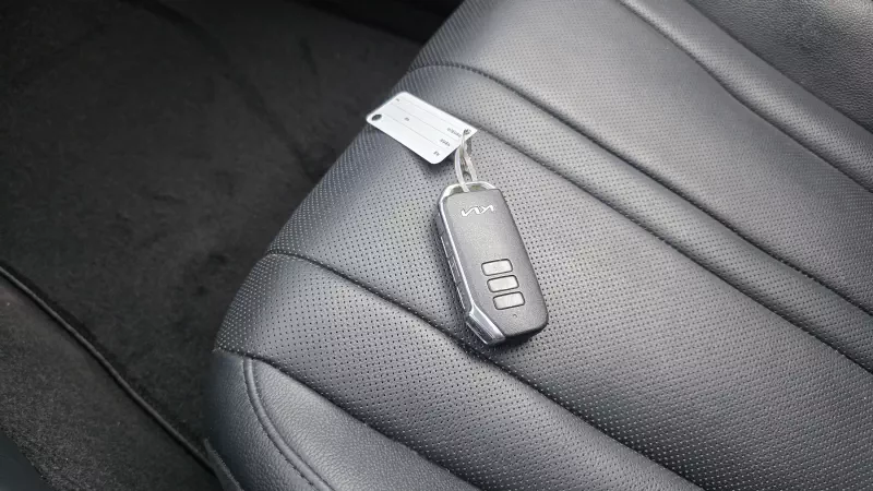 Kia K8