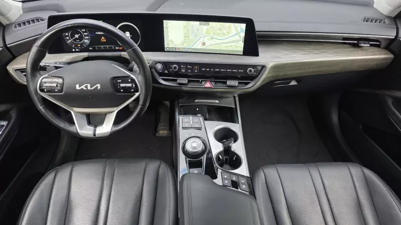Kia K8