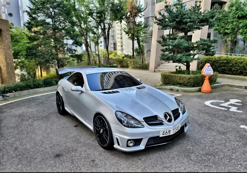 Mercedes-Benz SLK-Class