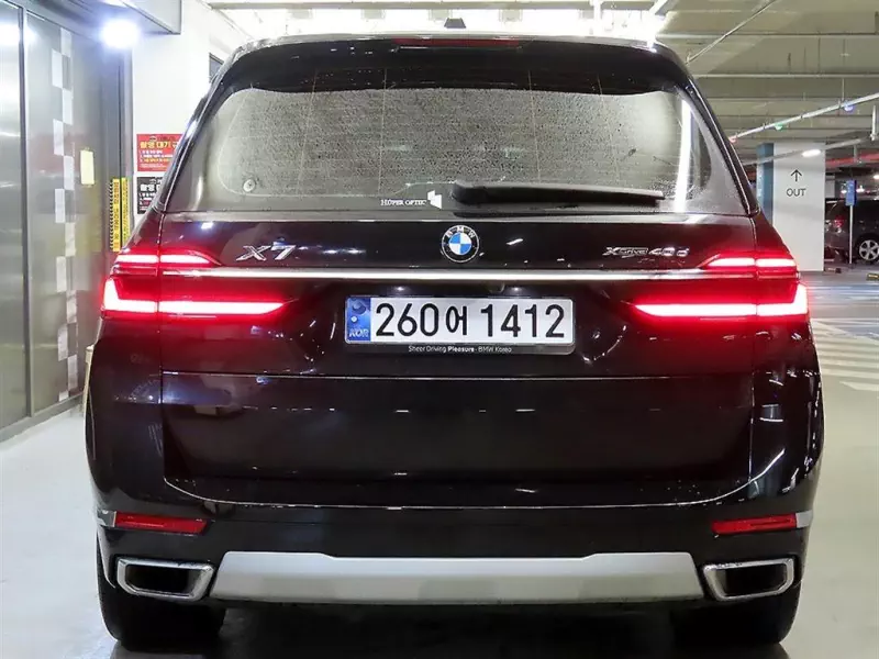 BMW X7