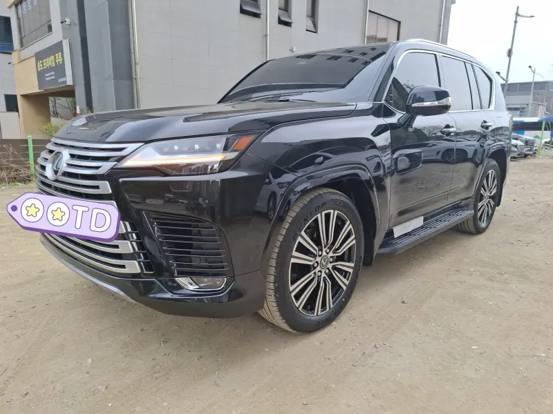 Lexus LX