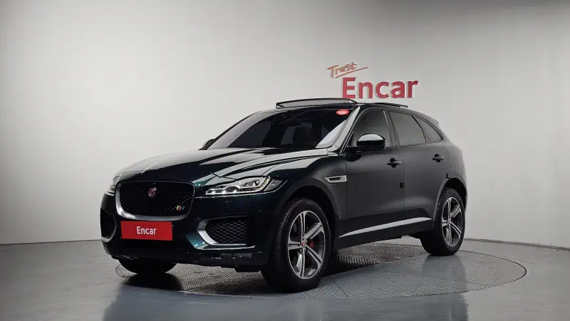Jaguar F-PACE