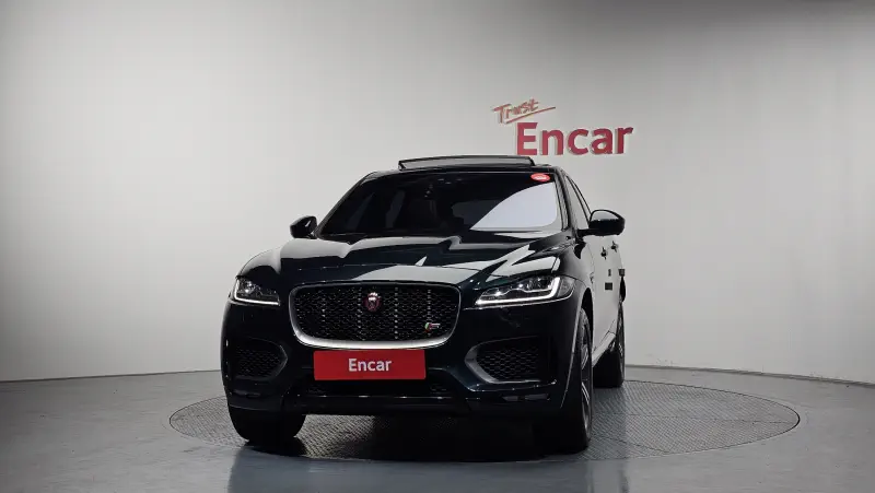 Jaguar F-PACE