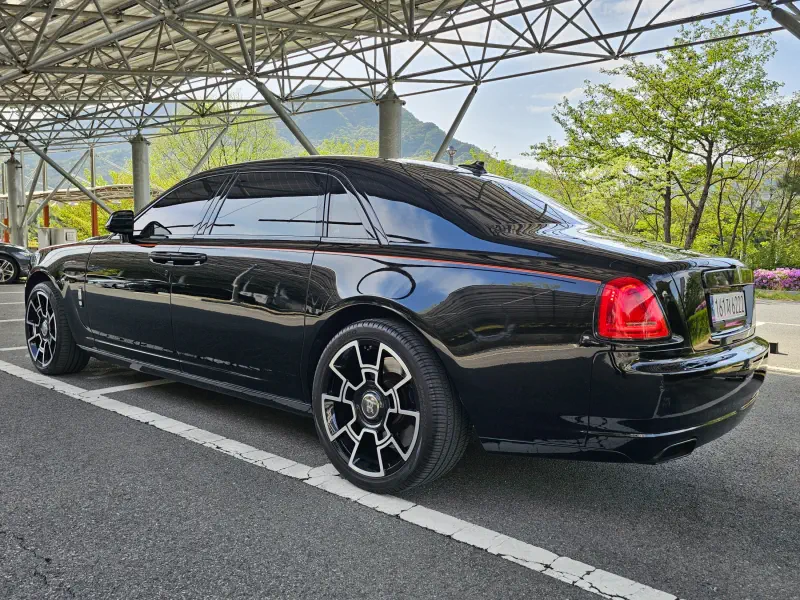 Rolls-Royce GHOST