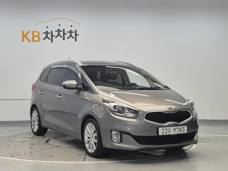 Kia Carens
