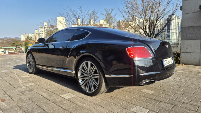 Bentley Continental GT