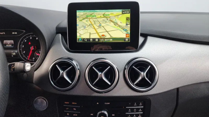 Mercedes-Benz B-Class