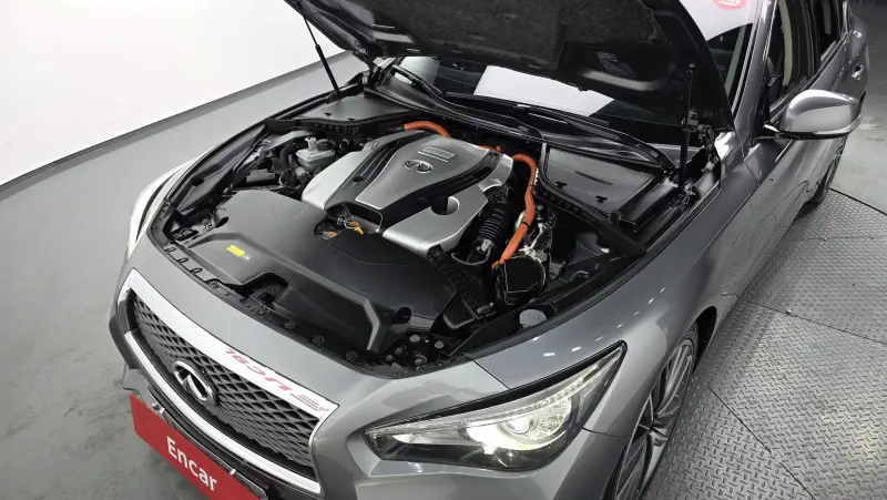 Infiniti Q50