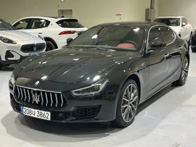 Maserati GHIBLI