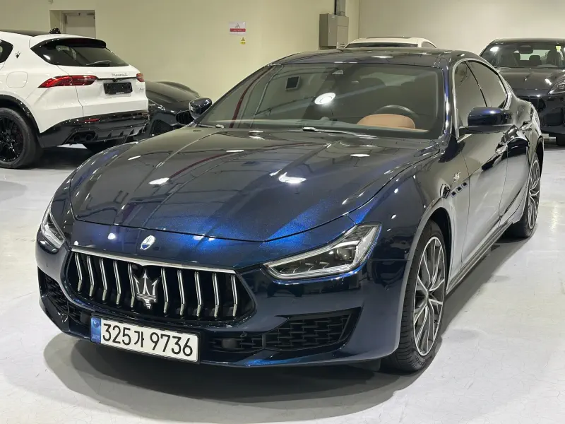 Maserati GHIBLI