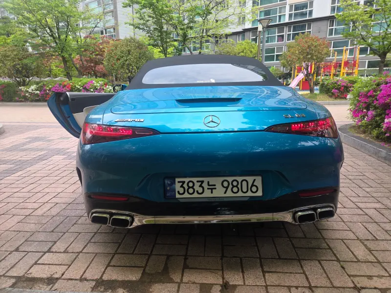 Mercedes-Benz SL-Class